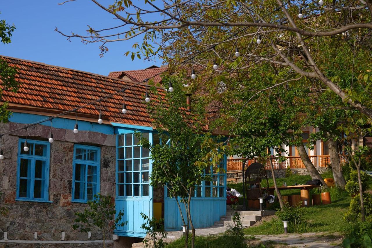 Toon Armeni Guest House 迪利然 外观 照片